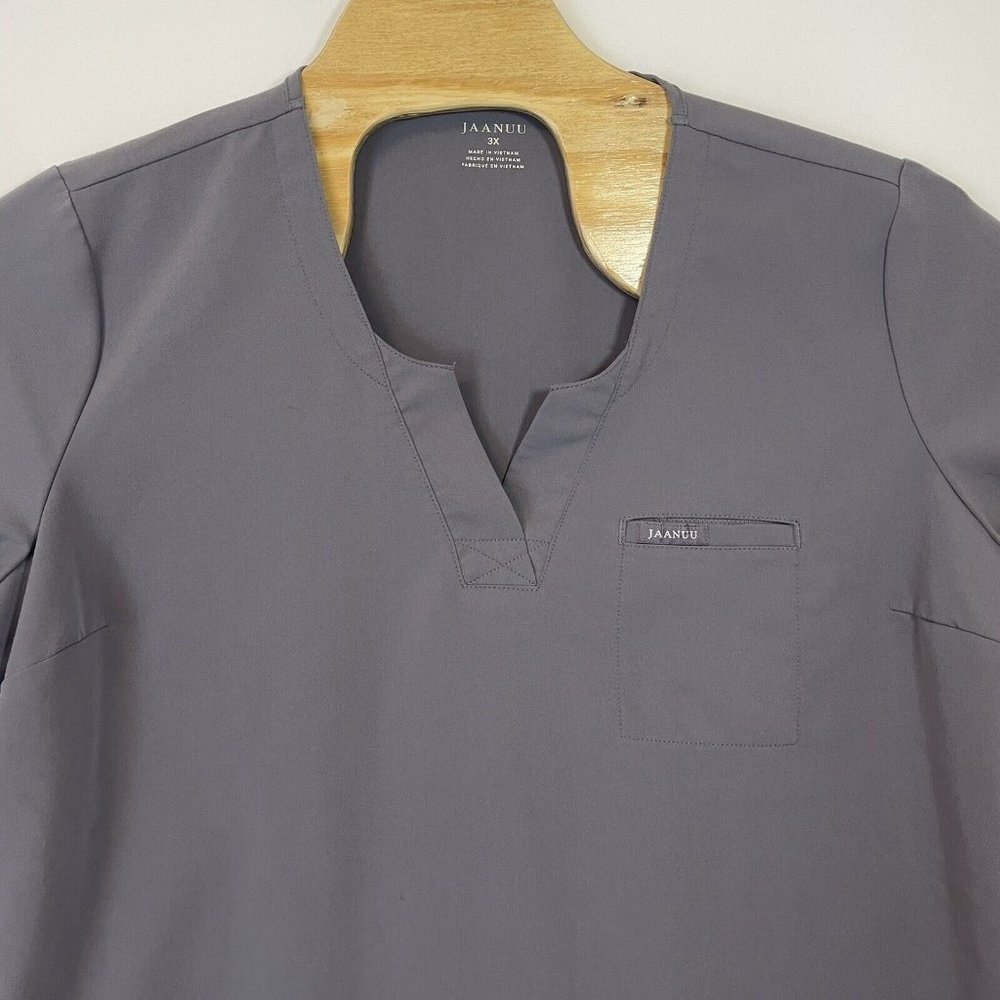 Jaanuu Women's 1-Pocket Tuck-In Scrub Top Gray J96173 Size 3XL‎